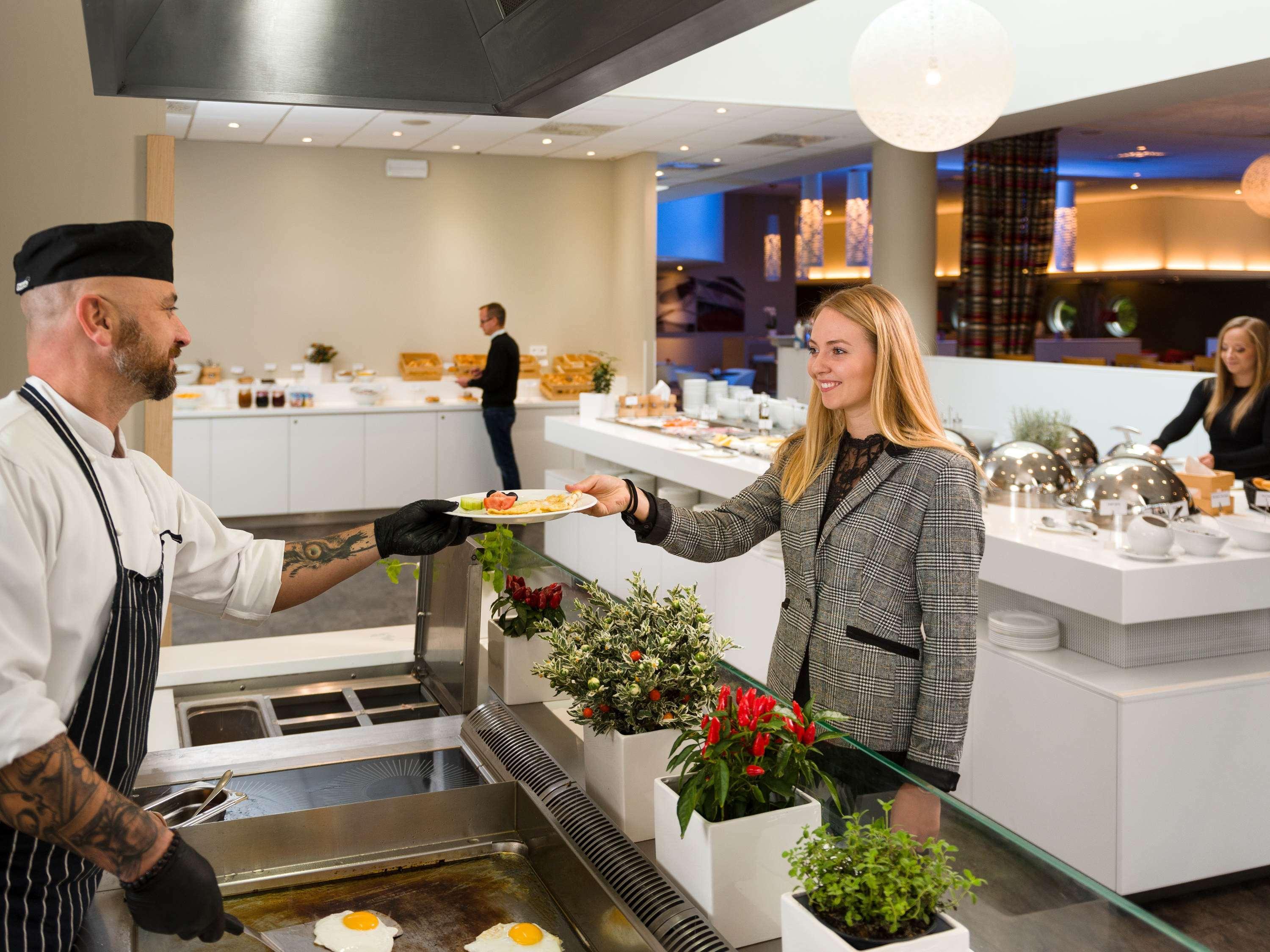 מלון Novotel Wenceslas Square 4*